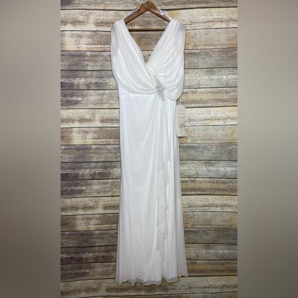 NWT Cameron 14 Blake by Mon Cheri cream draped chiffon down 115606 - Picture 2 of 9